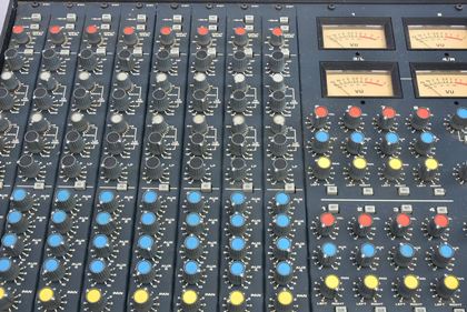 Soundcraft-200BVE desk and power supply